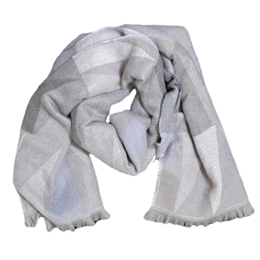 SONOMA No Print Geo Oblong Blanket Scarf Gray with Geometric Pattern